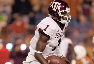 AUSTIN, TX - NOVEMBER 27: Quarterback  Jerrod Johnson #1 of the Texas A&M Aggies runs the ball against the Texas Longhorns on November 27, 2008 at Darrell K Royal-Texas Memorial Stadium in Austin, Texas.  Texas won 49-9. (Photo by Brian Bahr/Getty Images)