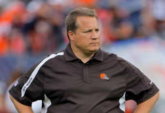 DENVER - SEPTEMBER 20:  Head coach Eric Mangini of the Cleveland Browns oversees warm ups prior to facing the Denver Broncos during NFL action at Invesco Field at Mile High on September 20, 2009 in Denver, Colorado.  (Photo by Doug Pensinger/Getty Images)