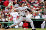BOSTON - AUGUST 13:  Starting Pitcher Justin Verlander #35 of the Detroit Tigers delivers a pitch in the first inning during the game against the Boston Red Soxat Fenway Park on August 13, 2009 in Boston, Massachusetts. (Photo by Elsa/Getty Images)