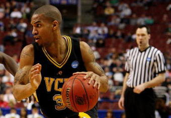 PHILADELPHIA - MARCH 19:  Eric Maynor #3 of the the VCU Rams drives against the UCLA Bruins during the first round of the NCAA Division I Men's Basketball Tournament at the Wachovia Center on March 19, 2009 in Philadelphia, Pennsylvania.  (Photo by Jim McIsaac/Getty Images)