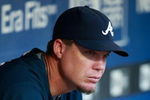 NEW YORK - AUGUST 20:  Chipper Jones #10 of the Atlanta Braves watches batting practice prior to the game against the New York Mets on August 20, 2009 at Citi Field in the Flushing neighborhood of the Queens borough of New York City.  (Photo by Jared Wickerham/Getty Images)