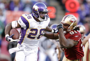 SAN FRANCISCO - DECEMBER 9:  Running back Adrian Peterson #28 of the Minnesota Vikings rlooks for room as he ran for only three yards during a game against the San Francisco 49ers on December 9, 2007 at Monster Park in San Francisco, California.  (Photo by Greg Trott/Getty Images)