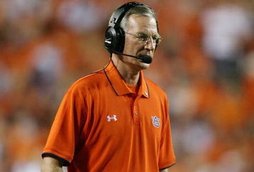 AUBURN, AL - SEPTEMBER 20:  Head coach Tommy Tuberville of the Auburn Tigers watches his team take on the LSU Tigers at Jordan-Hare Stadium on September 20, 2008 in Auburn, Alabama. LSU defeated Auburn 26-21.  (Photo by Doug Benc/Getty Images)