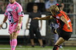 TOULON, FRANCE - AUGUST 14: Jonny Wilkinson of Toulon kicks a conversion during the Top 14 match between Toulon and Stade Francais Stade Mayol on August 14, 2009 in Toulon, France. (Photo by Stuart Morton/Getty Images)