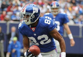 EAST RUTHERFORD, NJ - OCTOBER 05:  Mario Manningham #82 of the New York Giants plays against the Seattle Seahawks during their game on October 5, 2008 at Giants Stadium in East Rutherford, New Jersey.  (Photo by Al Bello/Getty Images)