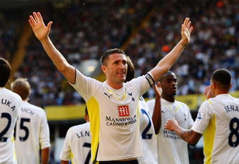 LONDON, ENGLAND - SEPTEMBER 26:  Robbie Keane of Tottenham Hotspur celebrates scoring his second goal during the Barclays Premier League match between Tottenham Hotspur and Burnley at White Hart Lane on September 26, 2009 in London, England.  (Photo by Ian Walton/Getty Images)