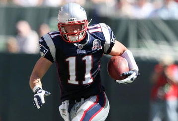 EAST RUTHERFORD, NJ - SEPTEMBER 20:  Julian Edelman #11 of the New England Patriots runs with the ball against the New York Jets at Giants Stadium on September 20, 2009 in East Rutherford, New Jersey.  (Photo by Nick Laham/Getty Images)