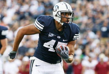 PROVO, UT. - SEPTEMBER 19:  Harvey Unga #45 of the Brigham Young Cougars runs against the Florida State Seminoles at La Vell Edwards Stadium on September 19, 2009 in Provo, Utah.  (Photo by Melissa Majchrzak/Getty Images)