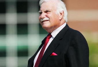 LOUISVILLE, KY - OCTOBER 1:  Howard Schnellenberger the Head Coach of the Florida Atlantic Owls is pictured during the game against the Louisville Cardinals at Papa John's Stadium on October 1, 2005 in Louisville, Kentucky.  (Photo by Andy Lyons/Getty Images) 
