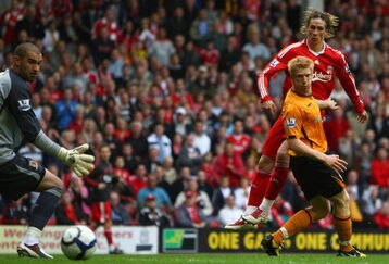 LIVERPOOL, ENGLAND - SEPTEMBER 26:  Fernando Torres of Liverpool scores his team's third goal and his hat trick during the Barclays Premier League match between Liverpool and Hull City at Anfield on September 26, 2009 in Liverpool, England.  (Photo by Clive Brunskill/Getty Images)