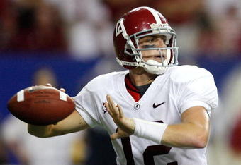 ATLANTA - SEPTEMBER 05:  Quarterback Greg McElroy #12 of the Alabama Crimson Tide against the Virginia Tech Hokies during the Chick-fil-A Kickoff Game at Georgia Dome on September 5, 2009 in Atlanta, Georgia.  (Photo by Kevin C. Cox/Getty Images)