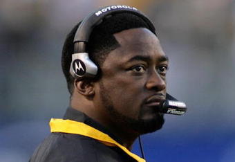 PITTSBURGH - AUGUST 08: Mike Tomlin, head coach  of the Pittsburgh Steelers watches play against the Philadelphia Eagles during a preseason game on August 8, 2008 at Heinz Field in Pittsburgh, Pennsylvania.  (Photo by Rick Stewart/Getty Images)