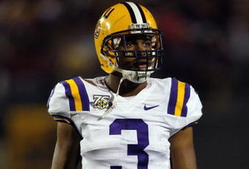 OXFORD, MS - NOVEMBER 17: Chad Jones #3 of the LSU Tigers looks to the sideline during a game against the Mississippi Rebels on November 17, 2007 at Vaught-Hemingway Stadium/Hollingsworth Field in Oxford, Mississippi. LSU beat Mississippi 41-24. (Photo by Joe Murphy/Getty Images)