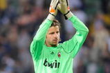 UDINE, ITALY - SEPTEMBER 23:  Marco Storari goal keeper of AC Milan greets his supporters after the serie A match between Udinese Calcio and AC Milan at Stadio Friuli on September 23, 2009 in Udine, Italy. (Photo by Dino Panato/Getty Images)