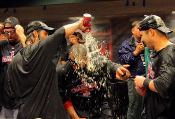 DENVER - SEPTEMBER 26:  The St. Louis Cardinals celebrate after clinching the National League Central Division by defeating the Colorado Rockies at Coors Field on September 26, 2009 in Denver, Colorado. The Cardinals defeated the Rockies 6-3.  (Photo by Doug Pensinger/Getty Images)