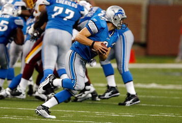 DETROIT, MI - SEPTEMBER 27: Quarterback Matthew Stafford #9 of the Detroit Lions runs with the football against the Washington Redskins at Ford Field on September 27, 2009 in Detroit, Michigan. The Lions defeated the Redskins 19-14. (Photo by Scott Boehm/Getty Images)