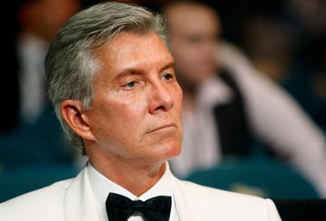 LAS VEGAS - SEPTEMBER 19:  Boxing ring announcer Michael Buffer watches an undercard fight at the Floyd Mayweather Jr. and Juan Manuel Marquez bout at the MGM Grand Garden Arena September 19, 2009 in Las Vegas, Nevada.  (Photo by Ethan Miller/Getty Images)
