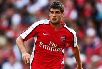 LONDON, ENGLAND - AUGUST 02:  Fran Merida of Arsenal runs with the ball during the Emirates Cup match between Arsenal and Glasgow Rangers at the Emirates Stadium on August 2, 2009 in London, England.  (Photo by Phil Cole/Getty Images)