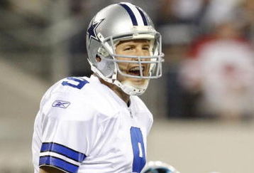 ARLINGTON, TX - SEPTEMBER 28:  Tony Romo #9 of the Dallas Cowboys calls a play gainst the Carolina Panthers at Cowboys Stadium on September 28, 2009 in Arlington, Texas. (Photo by Ronald Martinez/Getty Images)