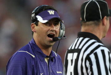 PALO ALTO, CA - SEPTEMBER 26:  Head coach Steve Sarkisian of the Washington Huskies coaches against the Stanford Cardinal at Stanford Stadium on September 26, 2009 in Palo Alto, California.  (Photo by Jed Jacobsohn/Getty Images)