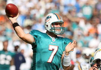 SAN DIEGO, CA - SEPTEMBER 27:  Back-up Quarterback Chad Henne #7 of the Miami Dolphins throws the ball against the San Diego Chargers at Qualcomm Stadium on September 27, 2009 in San Diego, California. (Photo by Donald Miralle/Getty Images)
