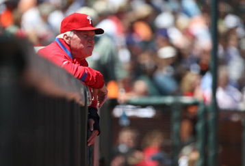 SAN FRANCISCO - AUGUST 02:  Manager Charlie Manuel of the Philadelphia Phillies looks on against the San Francisco Giants  during a Major League Baseball game at AT&T Park on August 2, 2009 in San Francisco, California.  (Photo by Jed Jacobsohn/Getty Images)