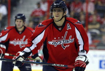 WASHINGTON DC, DC - SEPTEMBER 23:  Alex Ovechkin #8 of the Washington Capitals skates against the Chicago Blackhawks during their preseason game on September 23, 2009 at the Verizon Center in Washington, DC.  (Photo by Jim McIsaac/Getty Images)