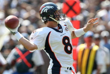 OAKLAND, CA - SEPTEMBER 27:  Kyle Orton #8 of the Denver Broncos passes against the Oakland Raiders on September 27, 2009 at the Oakland-Alameda County Coliseum in Oakland, California.  (Photo by Jed Jacobsohn/Getty Images)