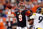 CINCINNATI - SEPTEMBER 27:  Carson Palmer #9 of the Cincinnati Bengals throws the ball during the NFL game against the Pittsburgh Steelers at Paul Brown Stadium on September 27, 2009 in Cincinnati, Ohio.  The Bengals won 23-20.  (Photo by Andy Lyons/Getty Images)