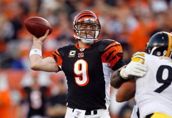 CINCINNATI - SEPTEMBER 27:  Carson Palmer #9 of the Cincinnati Bengals throws the ball during the NFL game against the Pittsburgh Steelers at Paul Brown Stadium on September 27, 2009 in Cincinnati, Ohio.  The Bengals won 23-20.  (Photo by Andy Lyons/Getty Images)
