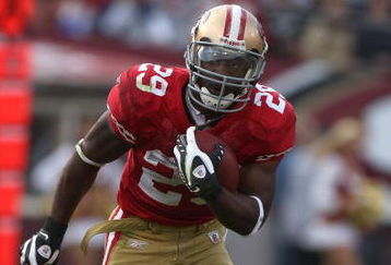 SAN FRANCISCO - AUGUST 22:  Glen Coffee #29 of the San Francisco 49ers runs against the Oakland Raiders during a preseason game on August 22, 2009 at Candlestick Park in San Francisco, California.  (Photo by Jed Jacobsohn/Getty Images)