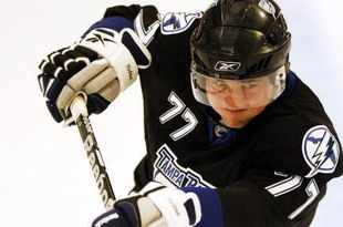 MISSISSAUGA, CANADA - AUGUST 26:  Victor Hedman #77 of the Tampa Bay Lightning follows through on a shot during the Upper Deck NHL Rookie Debut at the Hershey Centre August 26, 2009 in Mississauga, Ontario, Canada.  (Photo By Dave Sandford/Getty Images)