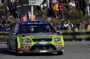 SALOU, SPAIN - OCTOBER 01:  Khalid Al Qassimi of United Arabian Emirates and Michael Orr of Great Britain compete in their BP Abu Dhabi Ford Focus during the Shakedown of the WRC Rally de Espana on October 01  in Salou, Spain  (Photo by Massimo Bettiol/Getty Images)