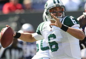 EAST RUTHERFORD, NJ - SEPTEMBER 20:  Mark Sanchez #6 of the New York Jets drops back to pass against the New England Patriots at Giants Stadium on September 20, 2009 in East Rutherford, New Jersey.  (Photo by Nick Laham/Getty Images)