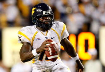 AUBURN, AL - SEPTEMBER 19:  Quarterback Jarrett Brown #16 against the West Virginia Mountaineers against the Auburn Tigers at Jordan-Hare Stadium on September 19, 2009 in Auburn, Alabama.  (Photo by Kevin C. Cox/Getty Images)