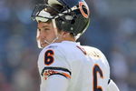 SEATTLE - SEPTEMBER 27:  Quarterback Jay Cutler #6 of the Chicago Bears warms up on the field before the game against the Seattle Seahawks on September 27, 2009 at Qwest Field in Seattle, Washington. The Bears defeated the Seahawks 25-19.  (Photo by Otto Greule Jr/Getty Images)    