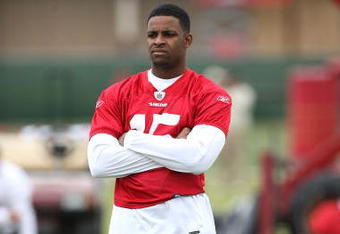 SANTA CLARA, CA - MAY 01:  Michael Crabtree #15 of the San Francisco 49ers looks on at practice during the 49ers Minicamp at their training facilities on May 1, 2009 in Santa Clara, California. Crabtree was the 49ers first round draft pick.  (Photo by Jed Jacobsohn/Getty Images)