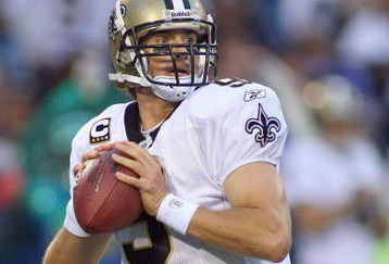 ORCHARD PARK, NY - SEPTEMBER 27:  Quarterback Drew Brees #9 of the New Orleans Saints looks to pass the ball during the game against the Buffalo Bills at Ralph Wilson Stadium on September 27, 2009 in Orchard Park, New York. The Saints won 27-7. (Photo by Rick Stewart/Getty Images)