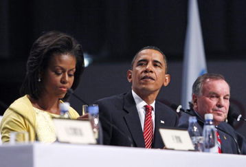 COPENHAGEN, DENMARK - OCTOBER 2:  U.S. President Barack Obama (C), first lady Michelle Obama and and Chicago Mayor Richard Daley attend a presentation in support of Chicago as the host city for the 2016 Summer Olympic Games on October 2, 2009 in Copenhagen, Denmark. The 121st session of the International Olympic Committee (IOC) will vote on October 2 on whether Chicago, Tokyo, Rio de Janeiro or Madrid will host the 2016 Olympic Games. (Photo by Charles Dharapak-Pool/Getty Images)