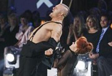 Chuck_dance_6_feature
