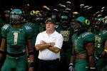 EUGENE, OR - SEPTEMBER 12:  Head Coach Chip Kelly of the Oregon Ducks waits to enter the field before the game against the Purdue Boilermakers  at Autzen Stadium on September 12, 2009 in Eugene, Oregon.  (Photo by Jonathan Ferrey/Getty Images)
