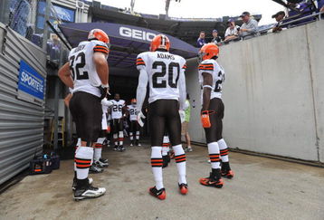BALTIMORE - SEPTEMBER 27:  Mike Adams #20 of the Cleveland Browns prepares to take the field against the Baltimore Ravens at M&T Bank Stadium on September 27, 2009 in Baltimore, Maryland. The Ravens defeated the Browns 34-3. (Photo by Larry French/Getty Images)