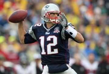 FOXBORO, MA - SEPTEMBER 27:  Quarterback Tom Brady #12 of the New England Patriots drops back to pass against the Atlanta Falcons in the third quarter of the game at Gillette Stadium on September 27, 2009 in Foxboro, Massachusetts.  (Photo by Elsa/Getty Images)