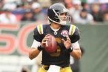 EAST RUTHERFORD, NJ - SEPTEMBER 27:  Mark Sanchez #6 of The New York Jets in action against The Tennessee Titans during their game on September 27, 2009 at Giants Stadium in East Rutherford, New Jersey.  (Photo by Al Bello/Getty Images)