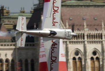 BUDAPEST, HUNGARY - AUGUST 19:  (EDITORIAL USE ONLY) In this handout image provided by Red Bull Air Race, Austrian pilot Hannes Arch flies the course during the qualifying session of the fourth round of the 2009 Red Bull Air Race World Championship on August 19, 2009 in Budapest, Hungary. (Photo by Tom Lovelock/Red Bull Air Race via Getty Images).