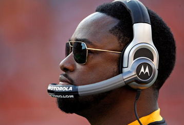 CINCINNATI - SEPTEMBER 27:  Mike Tomlin the Head Coach of the Pittsburgh Steelers is pictured during the NFL game against the Cincinnati Bengals at Paul Brown Stadium on September 27, 2009 in Cincinnati, Ohio.  (Photo by Andy Lyons/Getty Images)