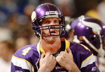 MINNEAPOLIS, MN - SEPTEMBER 27:  Quarterback Brett Favre #4 of the Minnesota Vikings looks on during the game against the San Francisco 49ers at Hubert H. Humphrey Metrodome on September 27, 2009 in Minneapolis, Minnesota. The Vikings defeated the 49ers 27-24. (Photo by Genevieve Ross/Getty Images) 