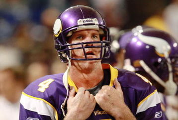 MINNEAPOLIS, MN - SEPTEMBER 27:  Quarterback Brett Favre #4 of the Minnesota Vikings looks on during the game against the San Francisco 49ers at Hubert H. Humphrey Metrodome on September 27, 2009 in Minneapolis, Minnesota. The Vikings defeated the 49ers 27-24. (Photo by Genevieve Ross/Getty Images) 