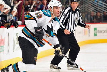 DENVER - OCTOBER 1: Patrick Marleau #12 of the San Jose Sharks controls the puck against the Colorado Avalanche during the game at the Pepsi Center on October 1, 2009 in Denver, Colorado. (Photo by Garrett W. Ellwood/Getty Images)