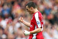 LONDON, ENGLAND - OCTOBER 04:  Thomas Vermaelen of Arsenal celebrates after he scores his teams first goal during the Barclays Premier League match between Arsenal and Blackburn Rovers at Emirates Stadium on October 4, 2009 in London, England.  (Photo by Phil Cole/Getty Images)